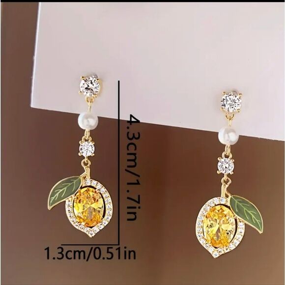 Yellow & Green Pearl & Lemon Earrings - Picture 4 of 4